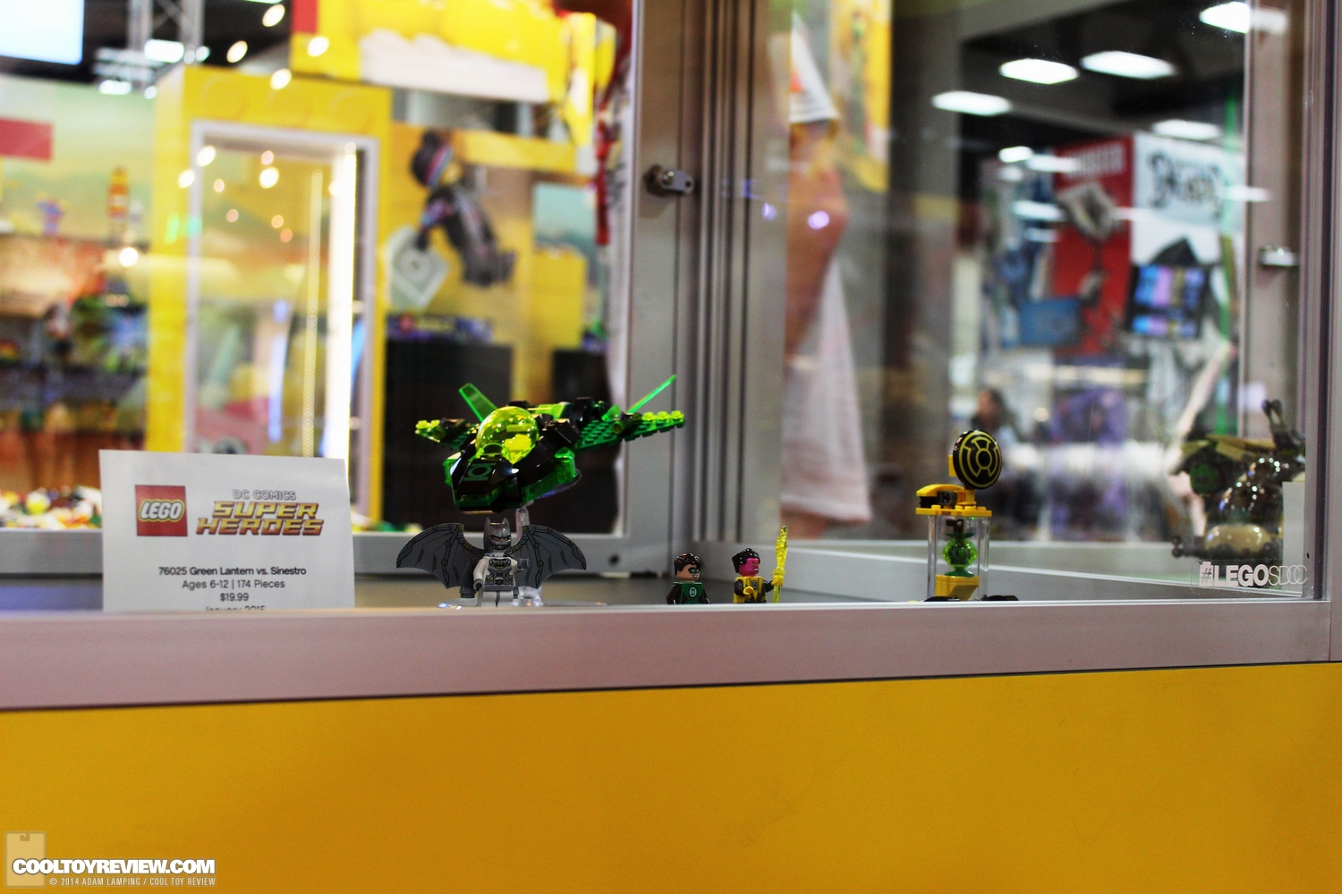 san-diego-comic-con-2014-lego-006.JPG