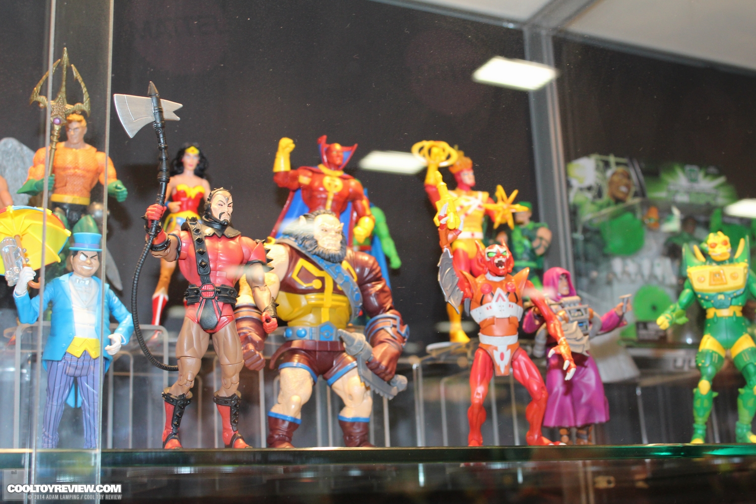 san-diego-comic-con-2014-mattel-dc-universe-003.JPG