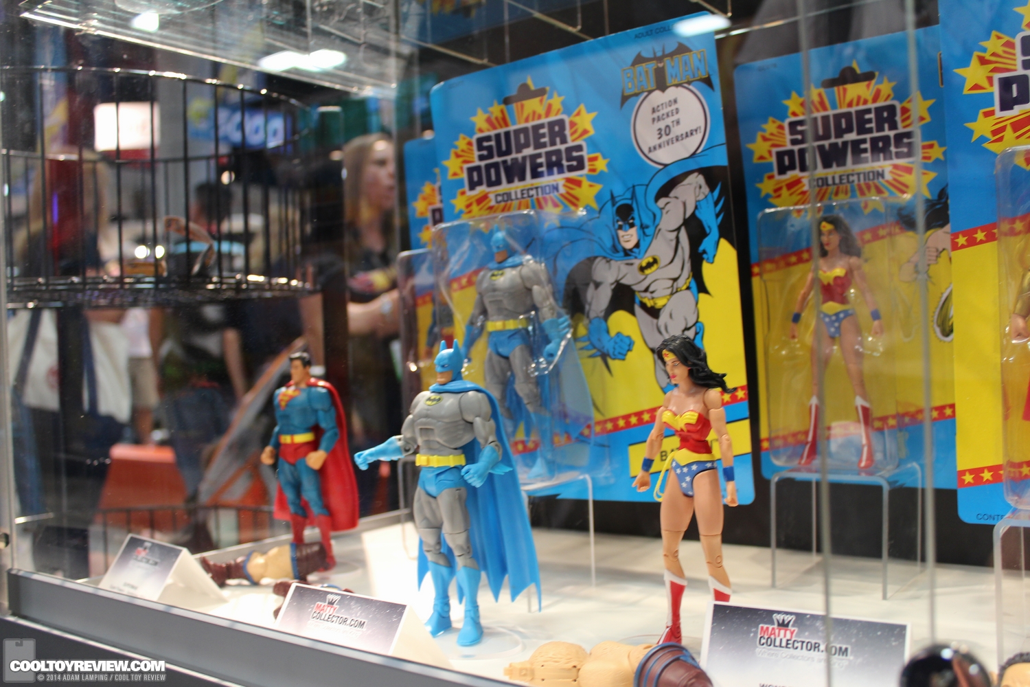 san-diego-comic-con-2014-mattel-dc-universe-008.JPG