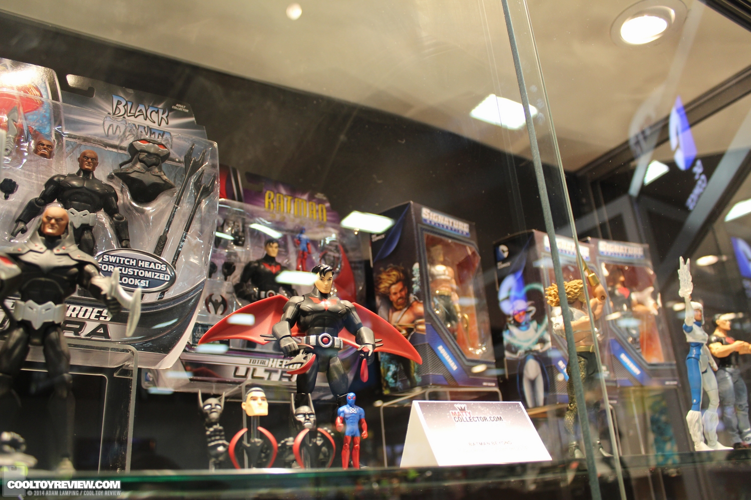 san-diego-comic-con-2014-mattel-dc-universe-012.JPG