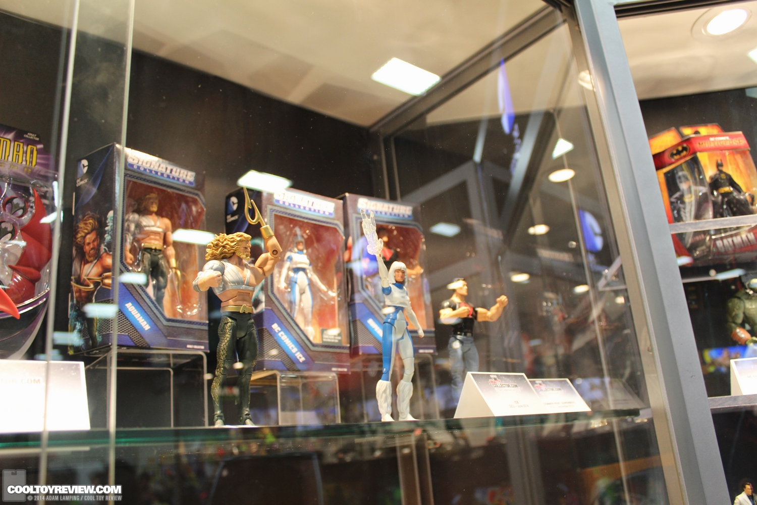 san-diego-comic-con-2014-mattel-dc-universe-013.JPG