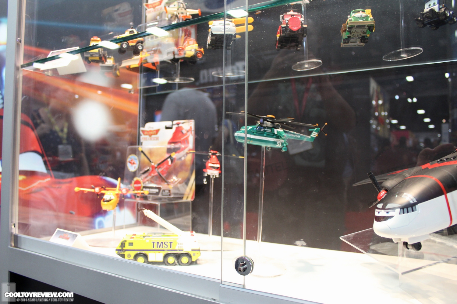 san-diego-comic-con-2014-mattel-hot-wheels-002.JPG