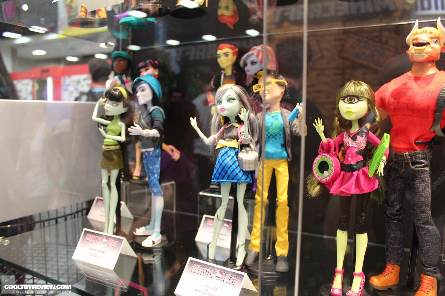 san-diego-comic-con-2014-mattel-monster-high-004.JPG