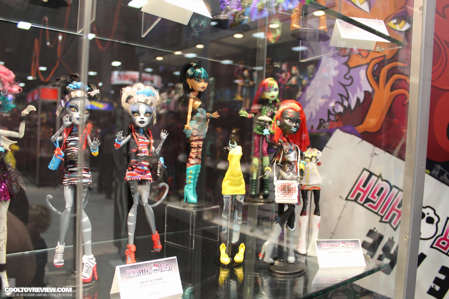 san-diego-comic-con-2014-mattel-monster-high-011.JPG