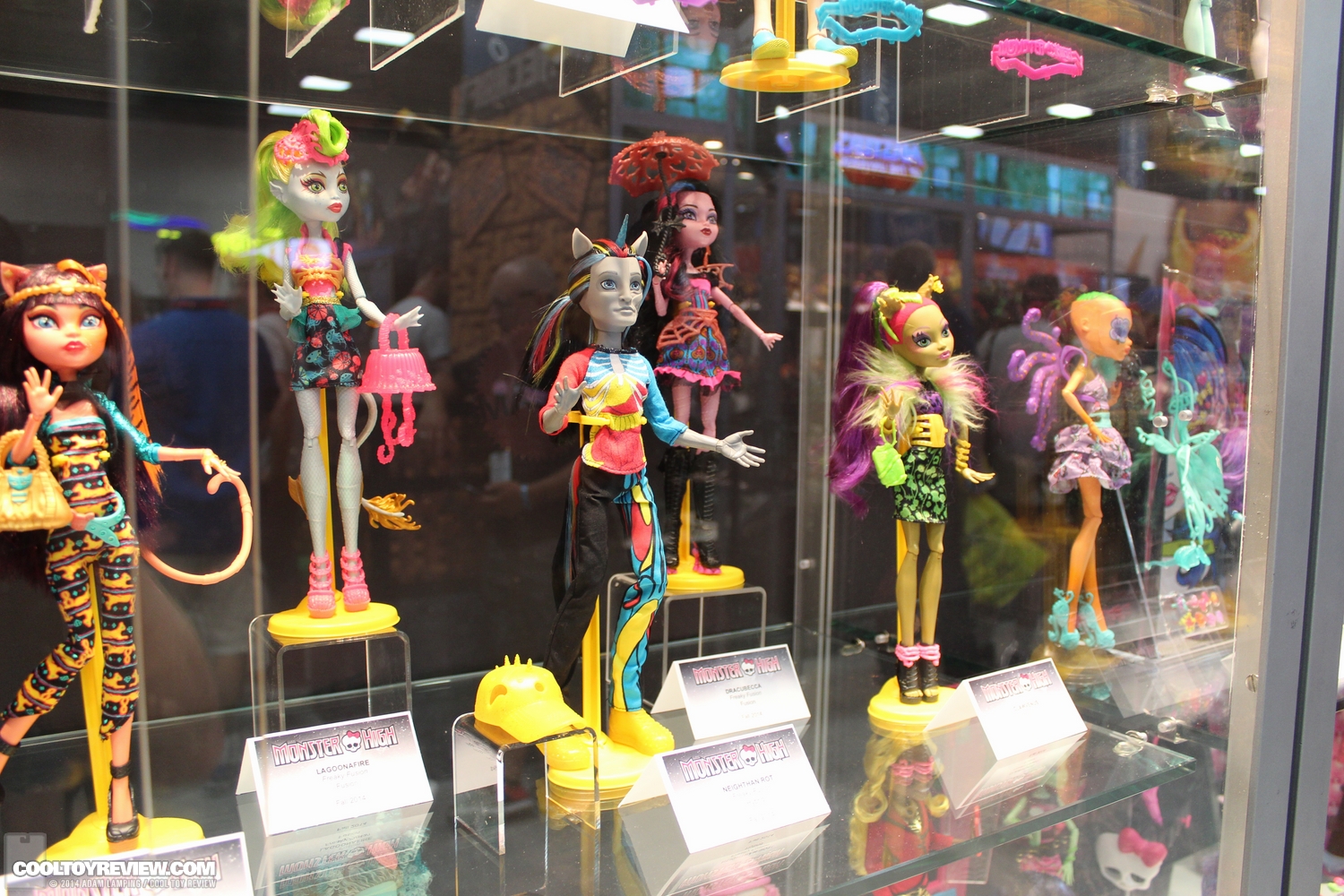 san-diego-comic-con-2014-mattel-monster-high-017.JPG