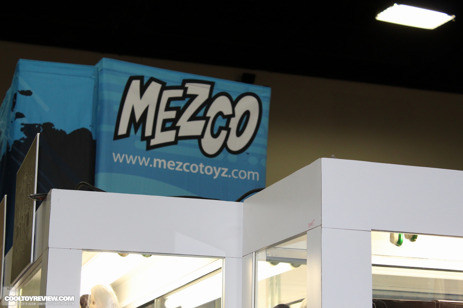 san-diego-comic-con-2014-mezco-001.JPG