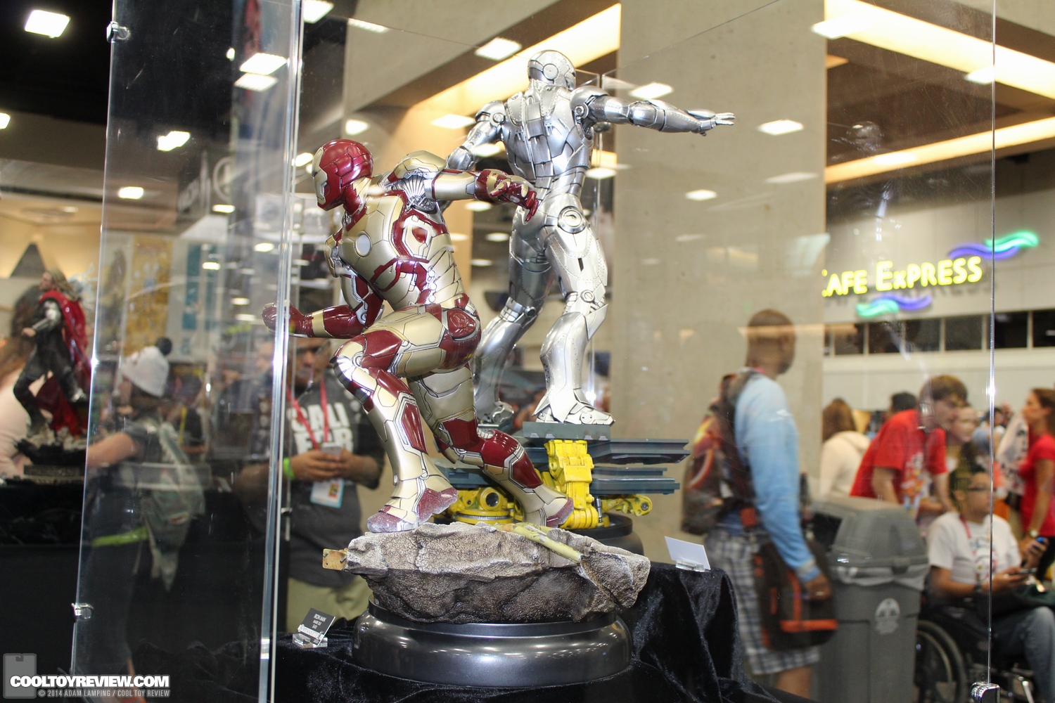 san-diego-comic-con-2014-sideshow-collectibles-017.JPG