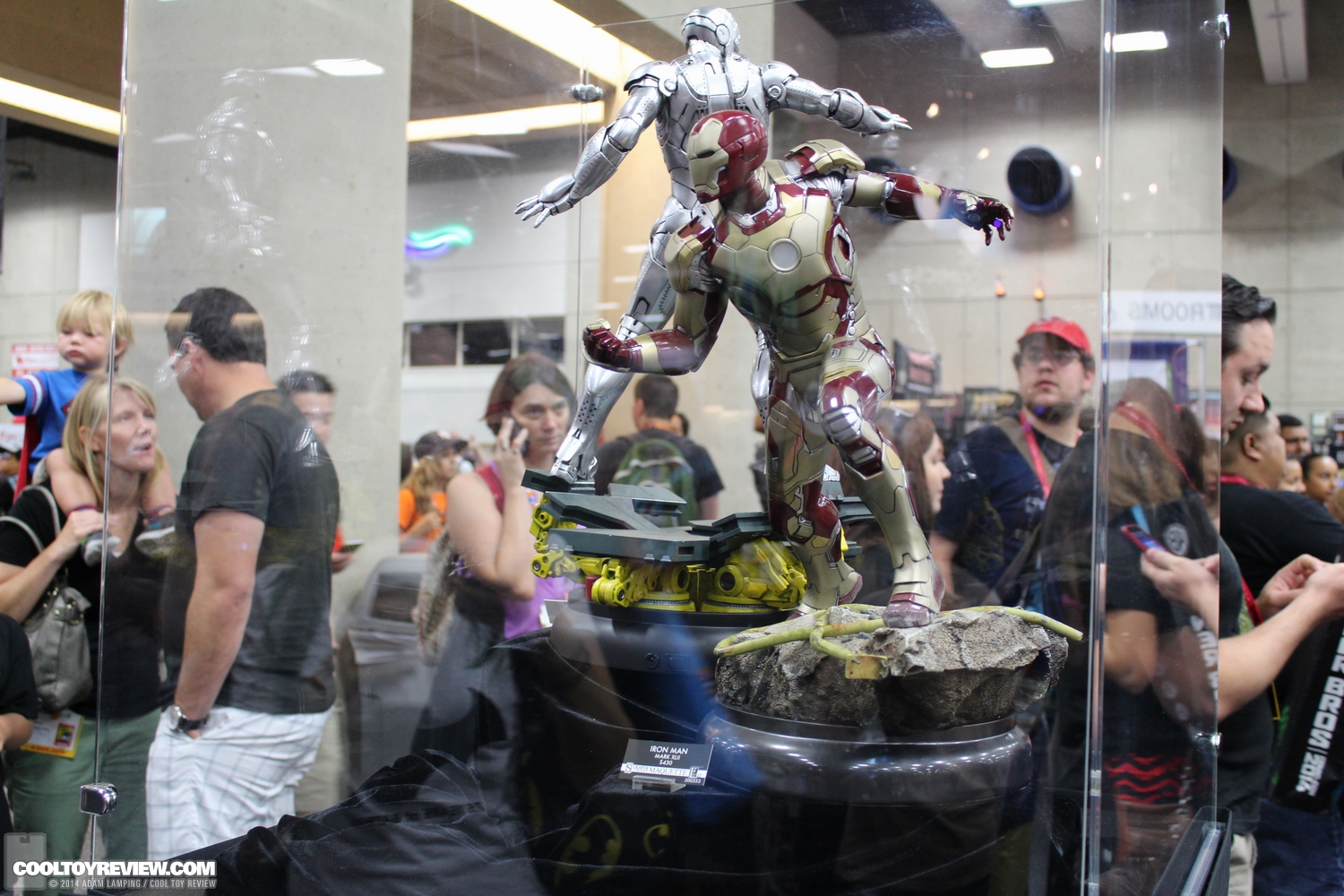 san-diego-comic-con-2014-sideshow-collectibles-019.JPG