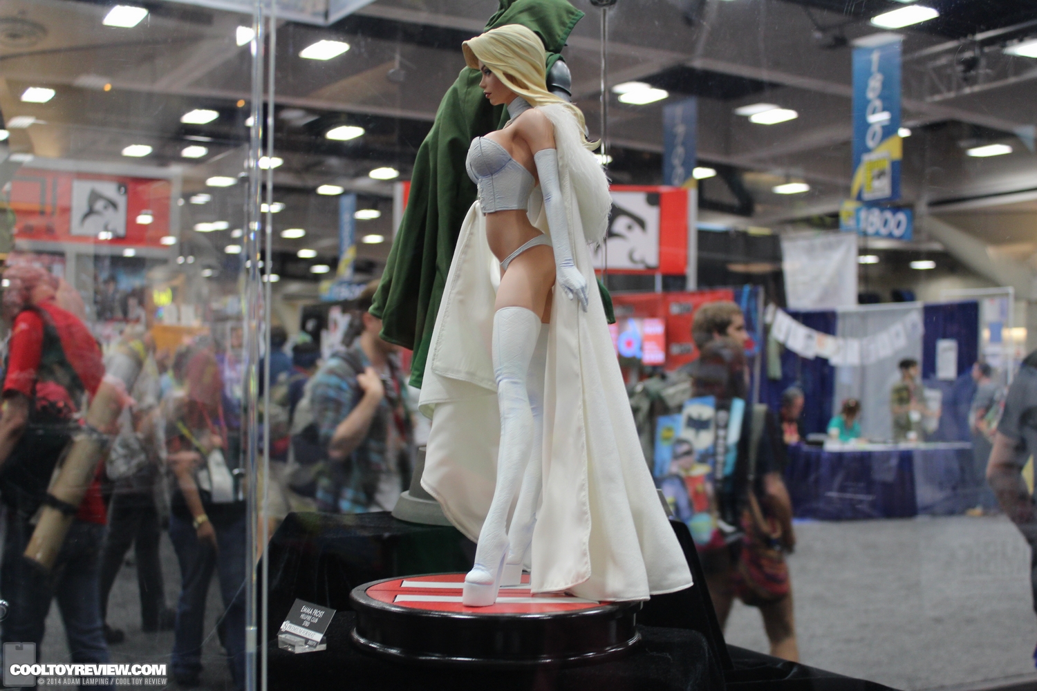 san-diego-comic-con-2014-sideshow-collectibles-037.JPG