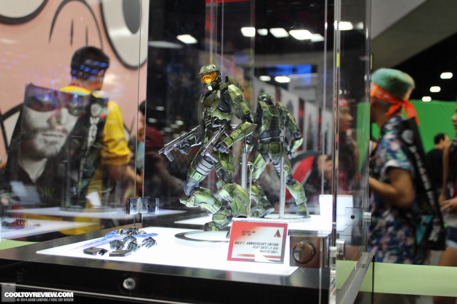 san-diego-comic-con-2014-square-enix-003.JPG