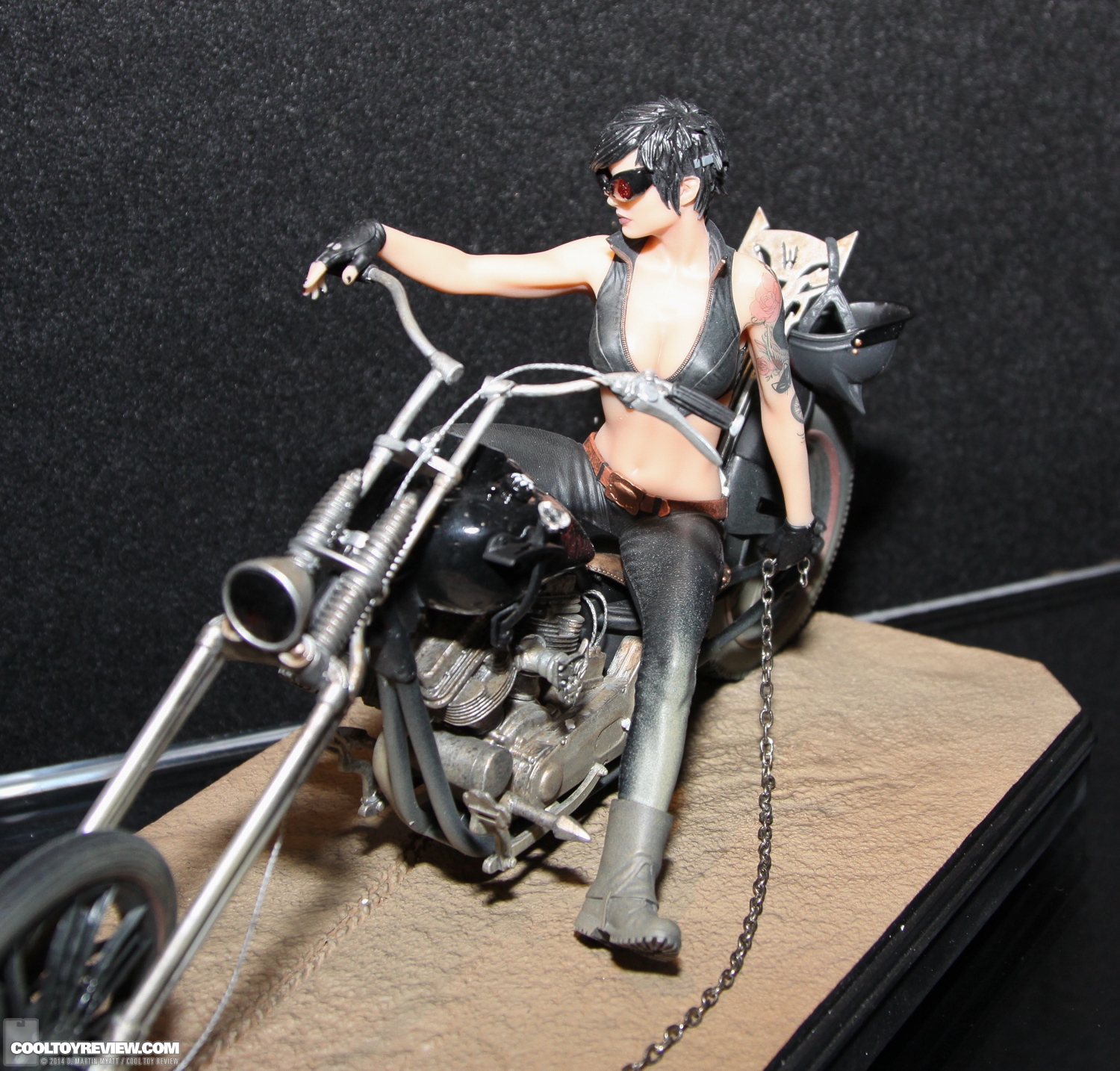 Toy-Fair-2014-DC-Collectibles-051.jpg