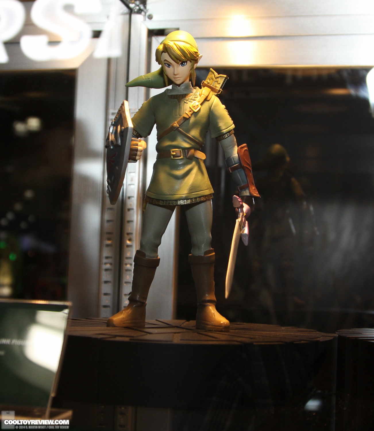 Toy-Fair-2014-Dark-Horse-031.jpg