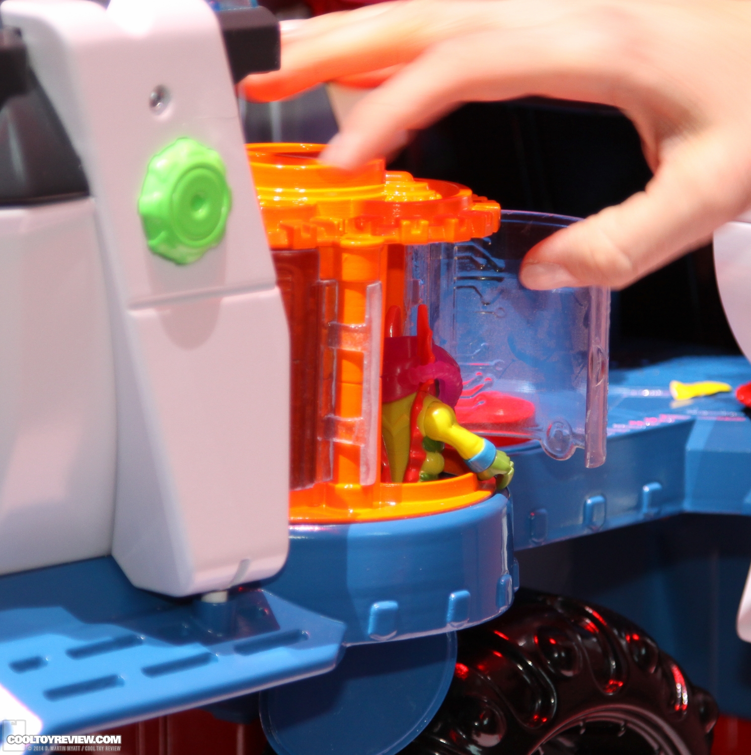 Toy-Fair-2014-Mattel-Showroom-006.jpg