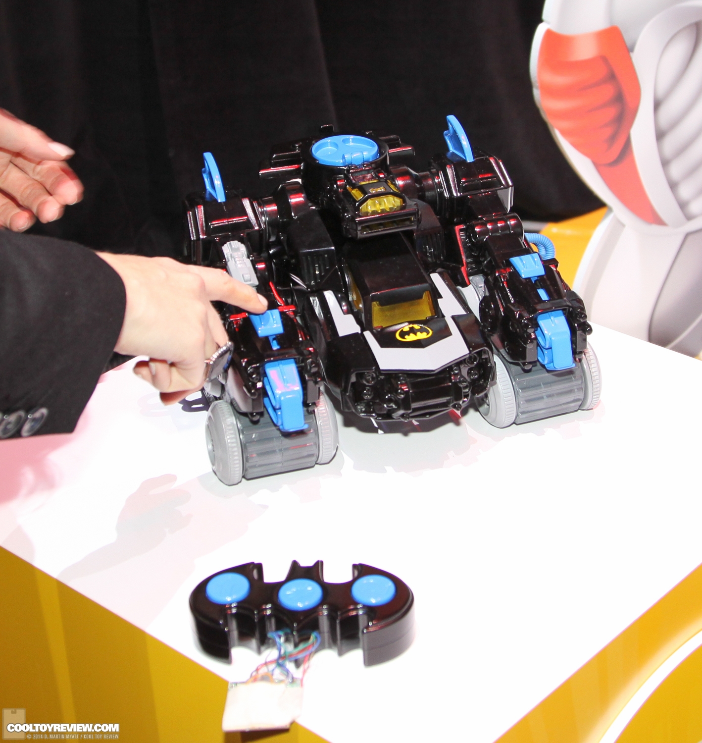 Toy-Fair-2014-Mattel-Showroom-019.jpg
