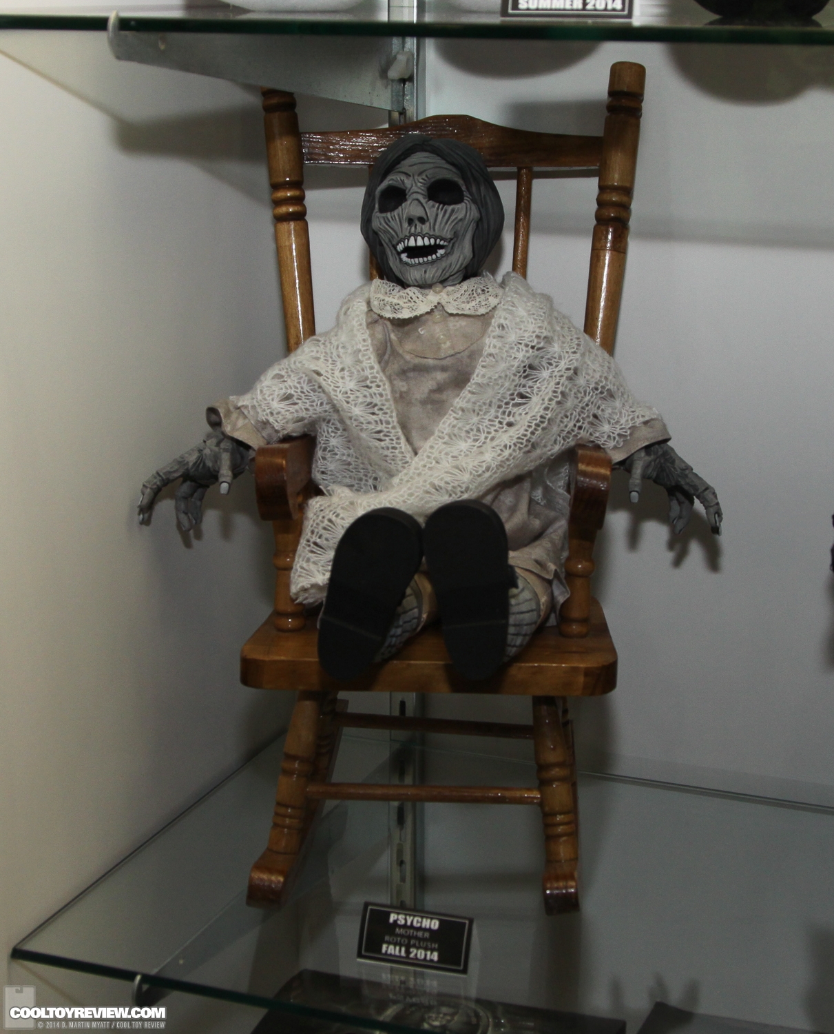 Toy-Fair-2014-Mezco-Toyz-031.jpg