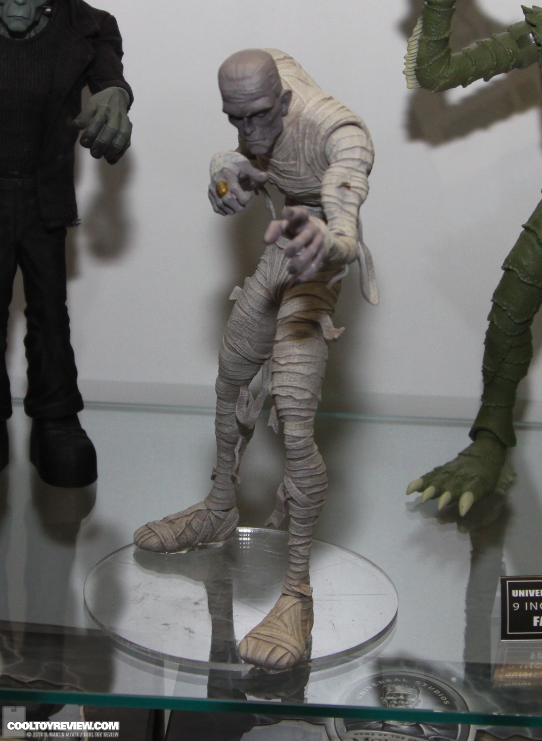 Toy-Fair-2014-Mezco-Toyz-033.jpg