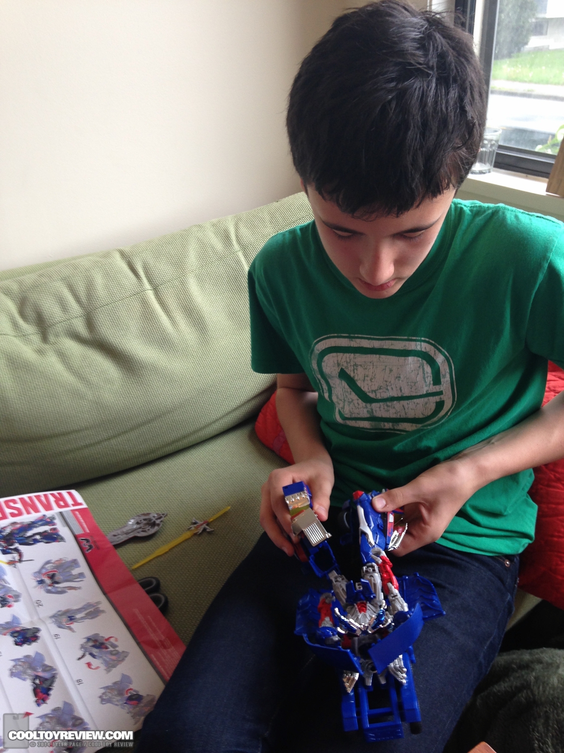Transformers-Age-of-Extinction-Hasbro-Action-Figures-Review-005.jpg