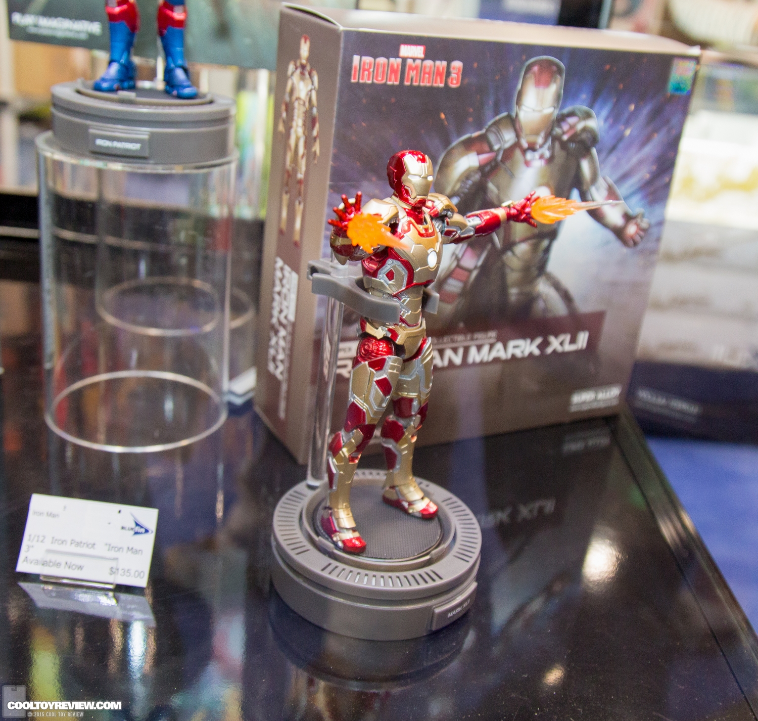 NYCC-2015-Bluefin-Distribution-079.jpg