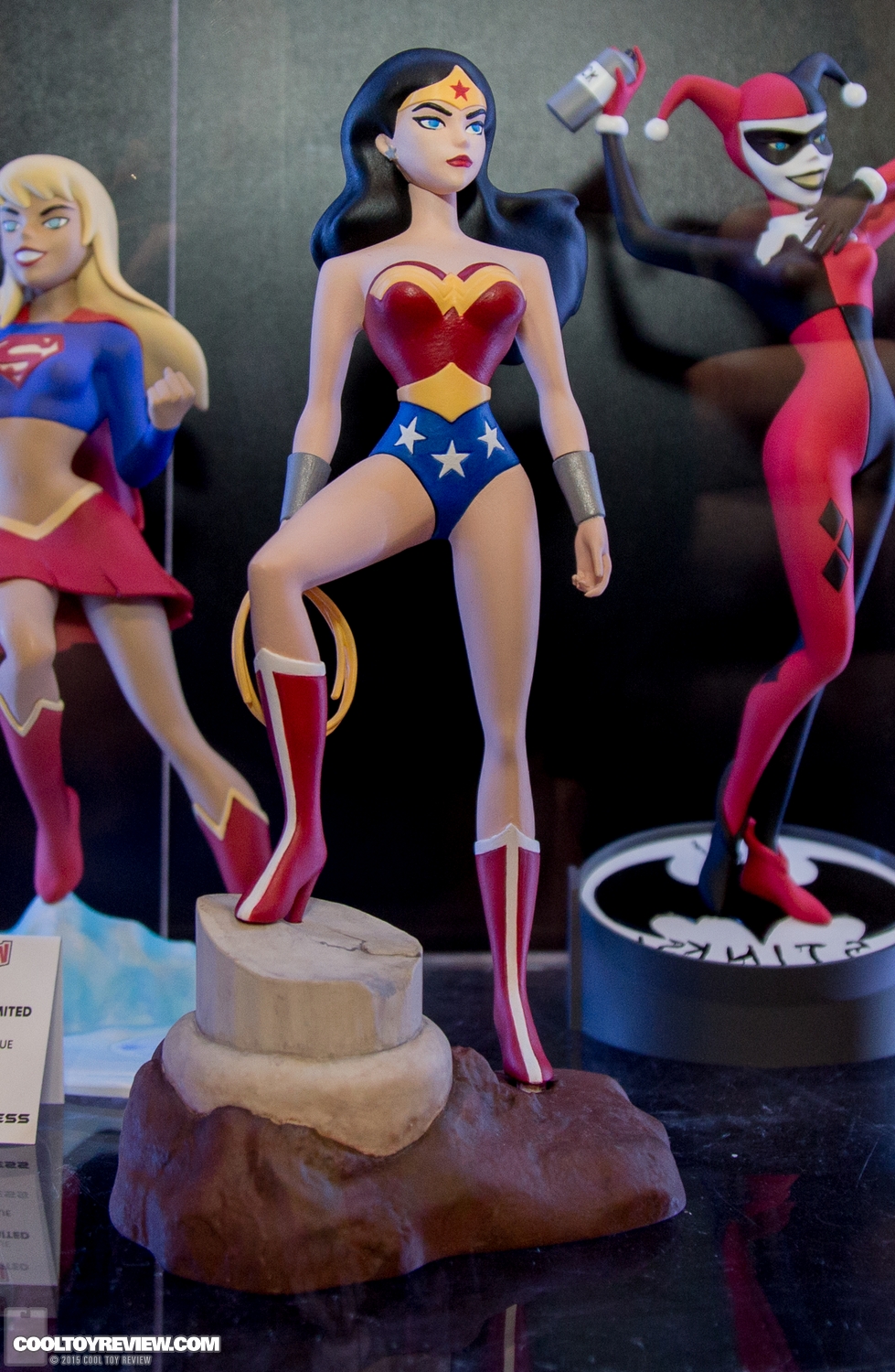 NYCC-2015-Diamond-Select-Toys-039.jpg