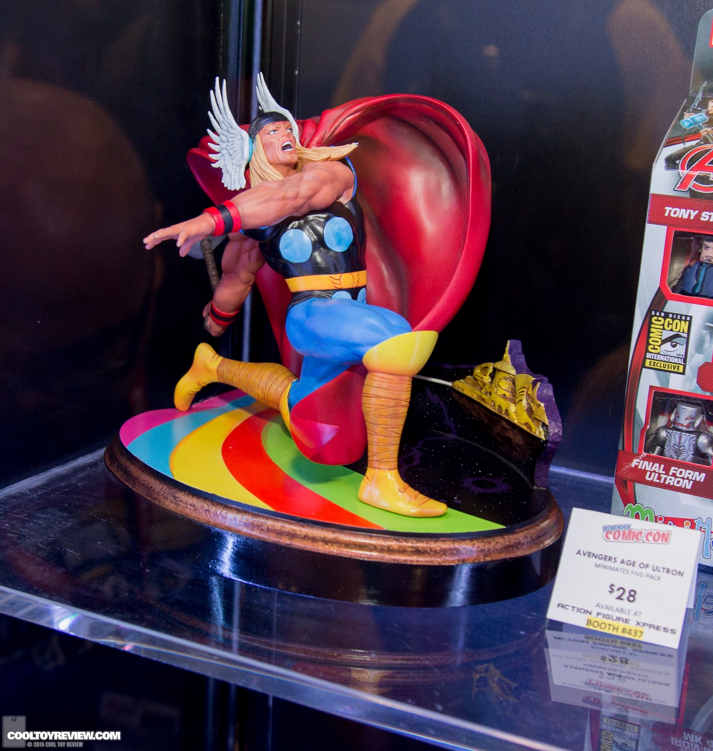 NYCC-2015-Diamond-Select-Toys-043.jpg