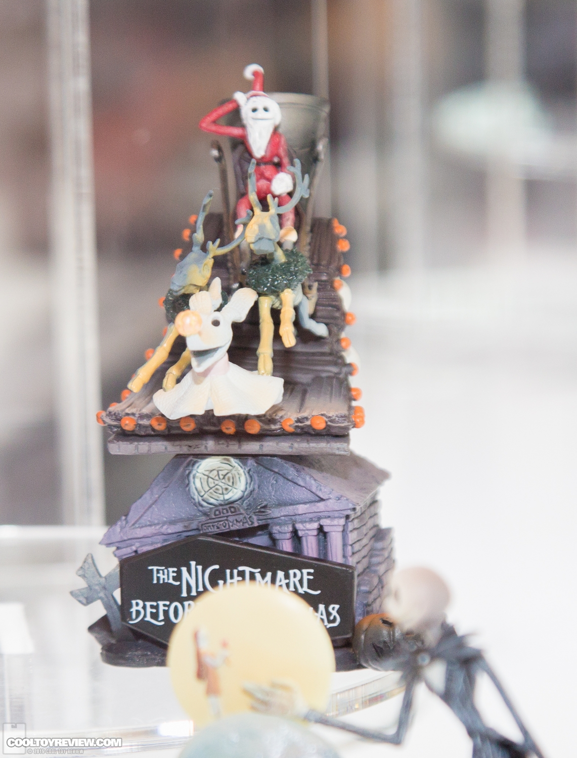 NYCC-2015-Square-Enix-013.jpg