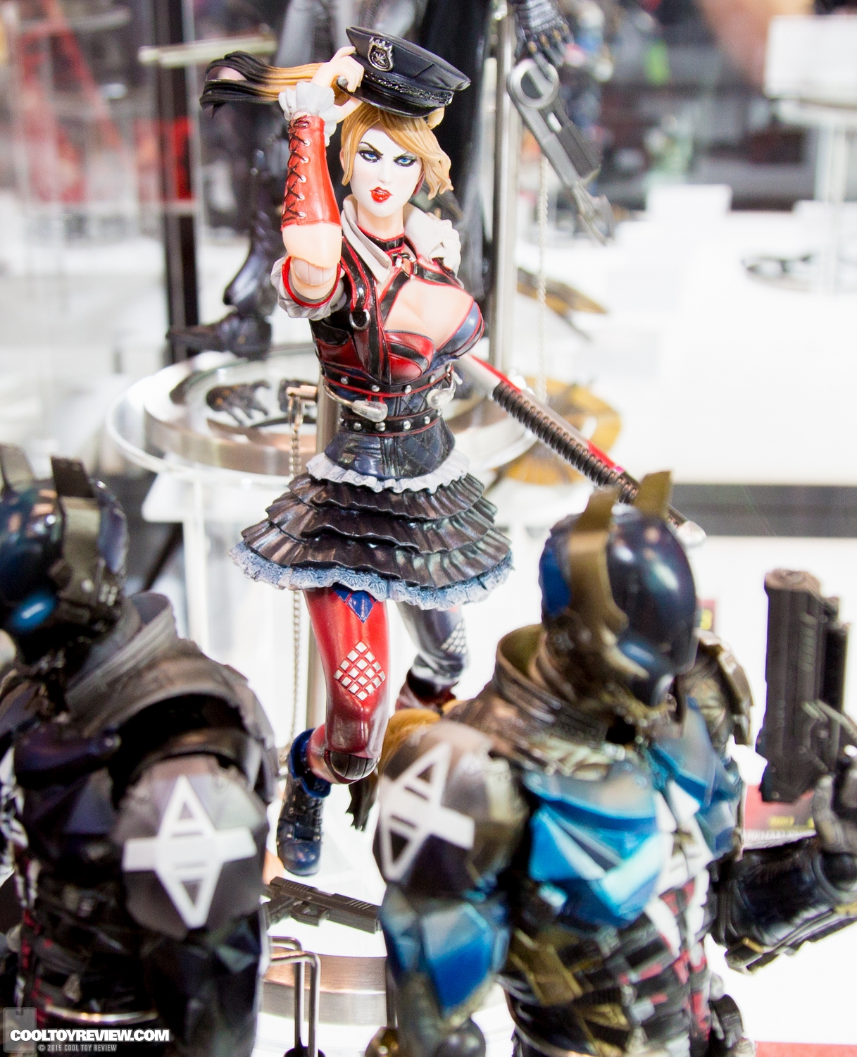 NYCC-2015-Square-Enix-041.jpg