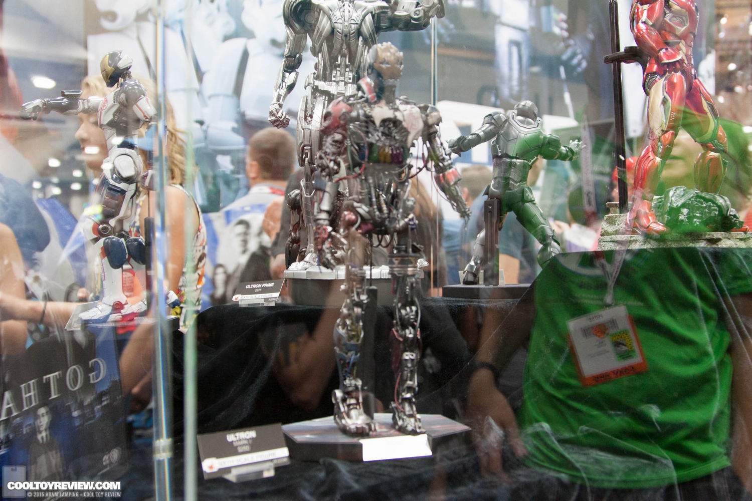 san-diego-comic-con-2015-hot-toys-025.jpg
