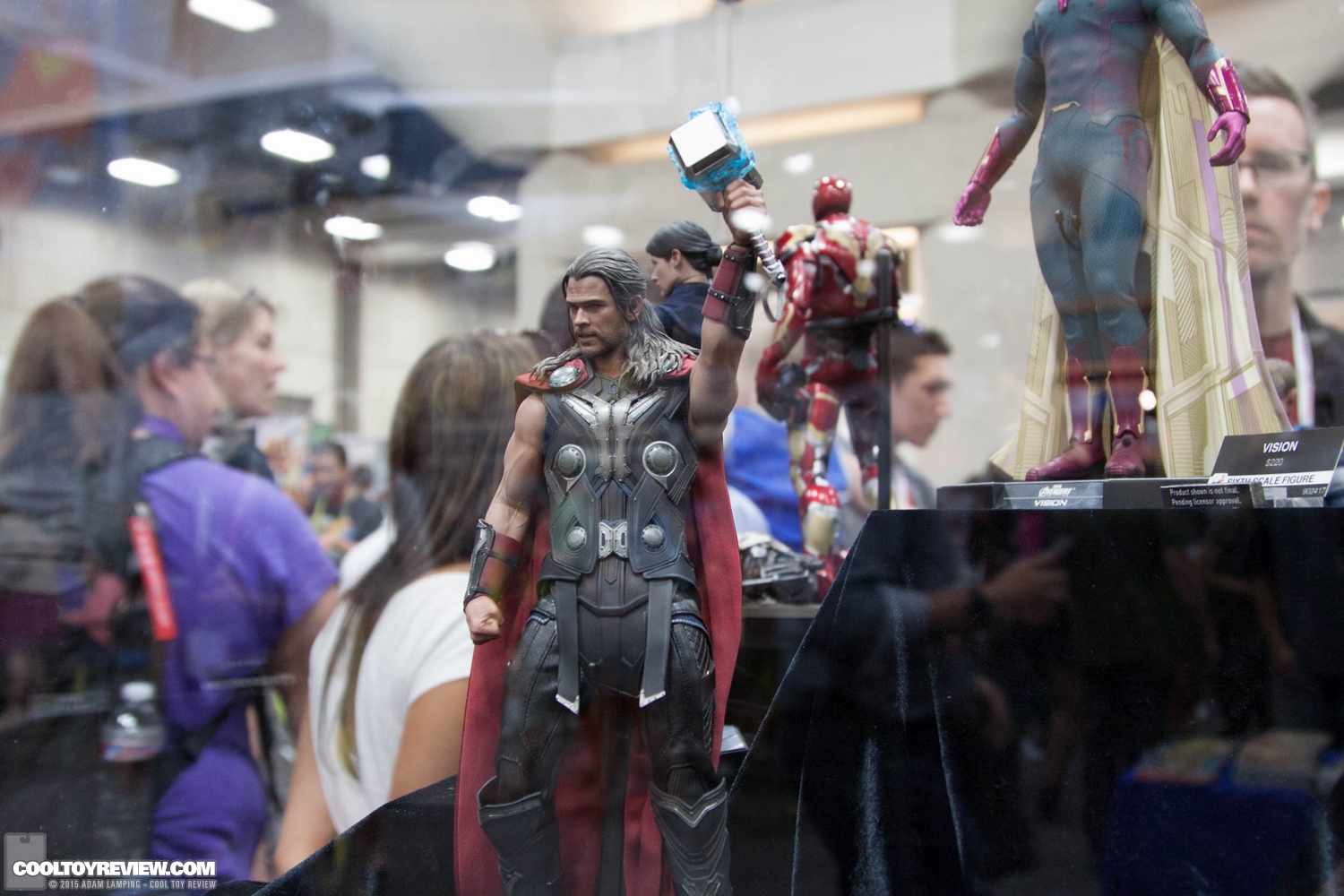 san-diego-comic-con-2015-hot-toys-031.jpg