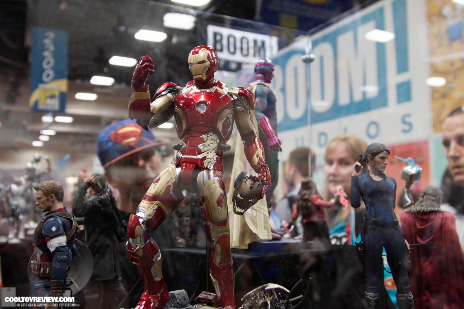 san-diego-comic-con-2015-hot-toys-038.jpg