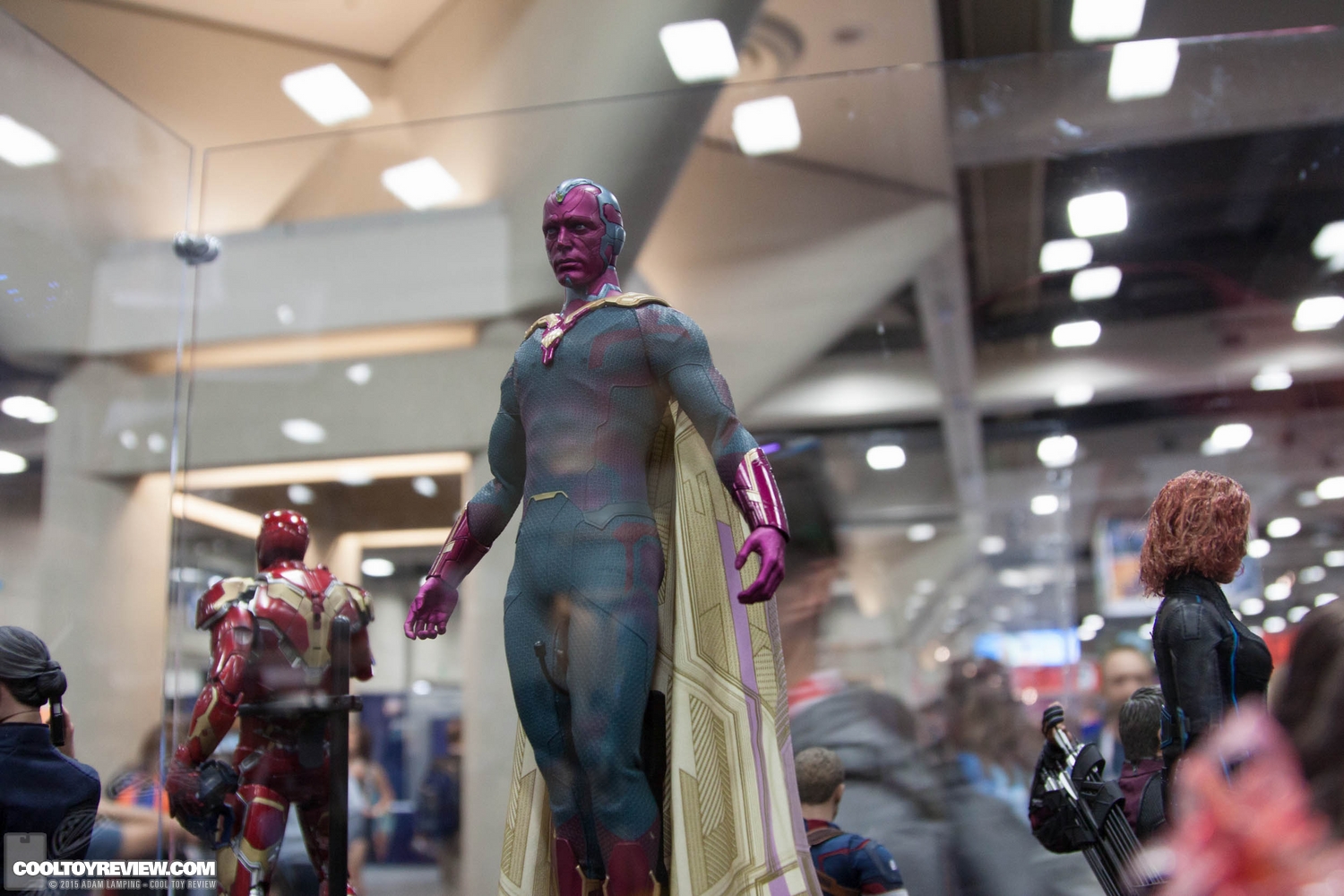 san-diego-comic-con-2015-hot-toys-042.jpg