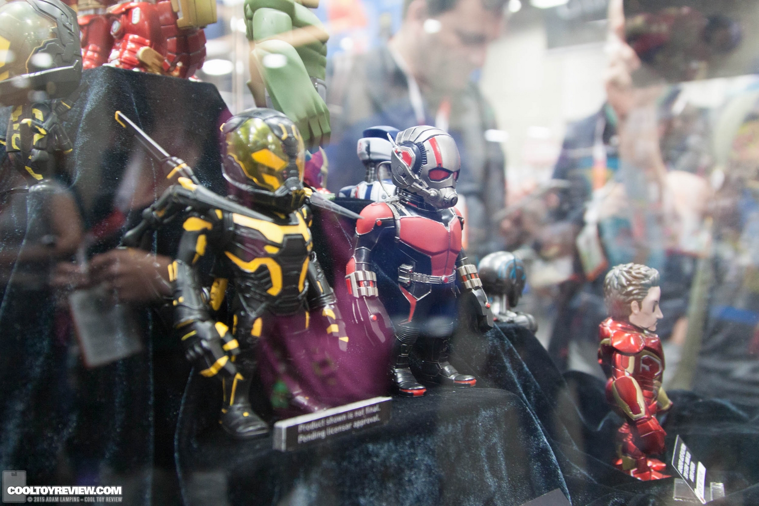 san-diego-comic-con-2015-hot-toys-054.jpg