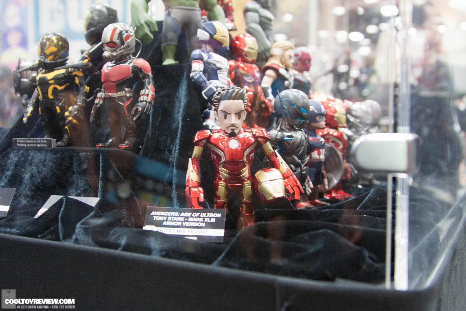 san-diego-comic-con-2015-hot-toys-058.jpg