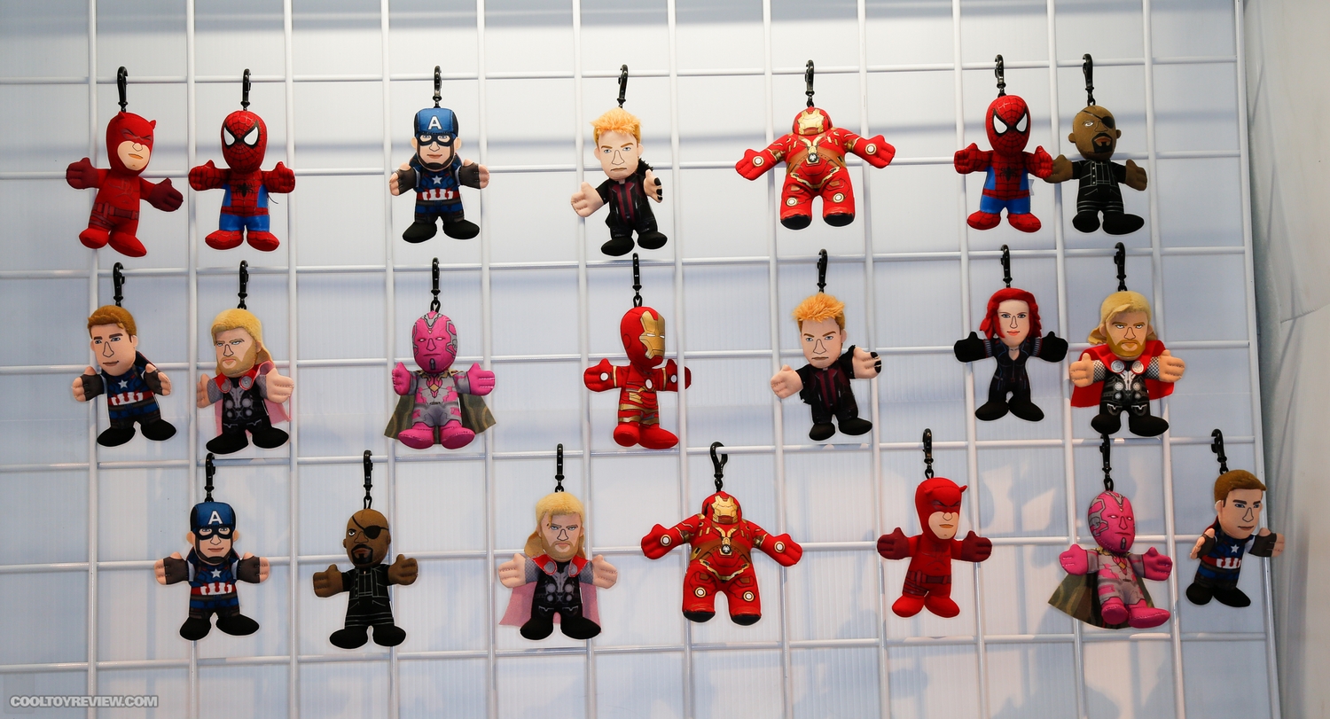2015-International-Toy-Fair-Bleachers-Creatures-002.jpg