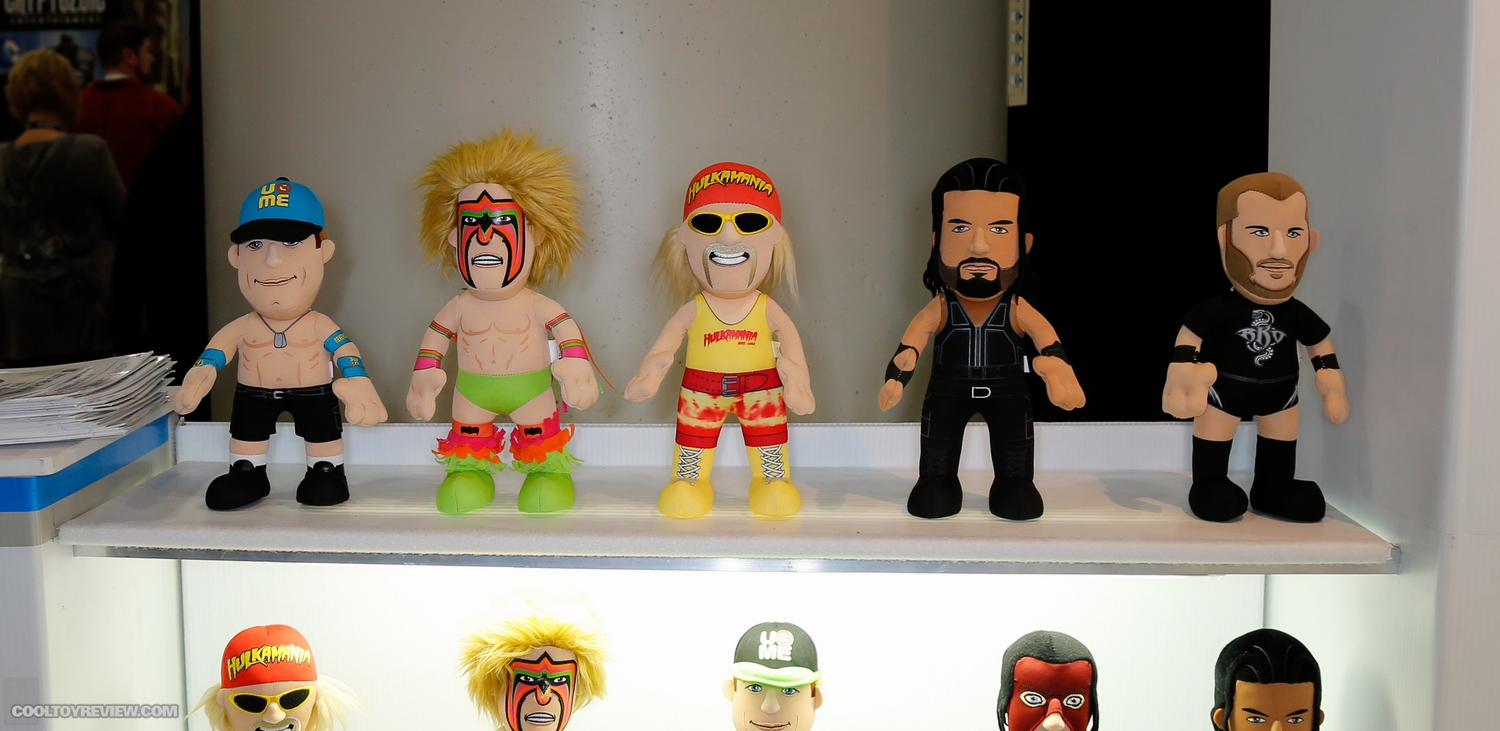 2015-International-Toy-Fair-Bleachers-Creatures-017.jpg