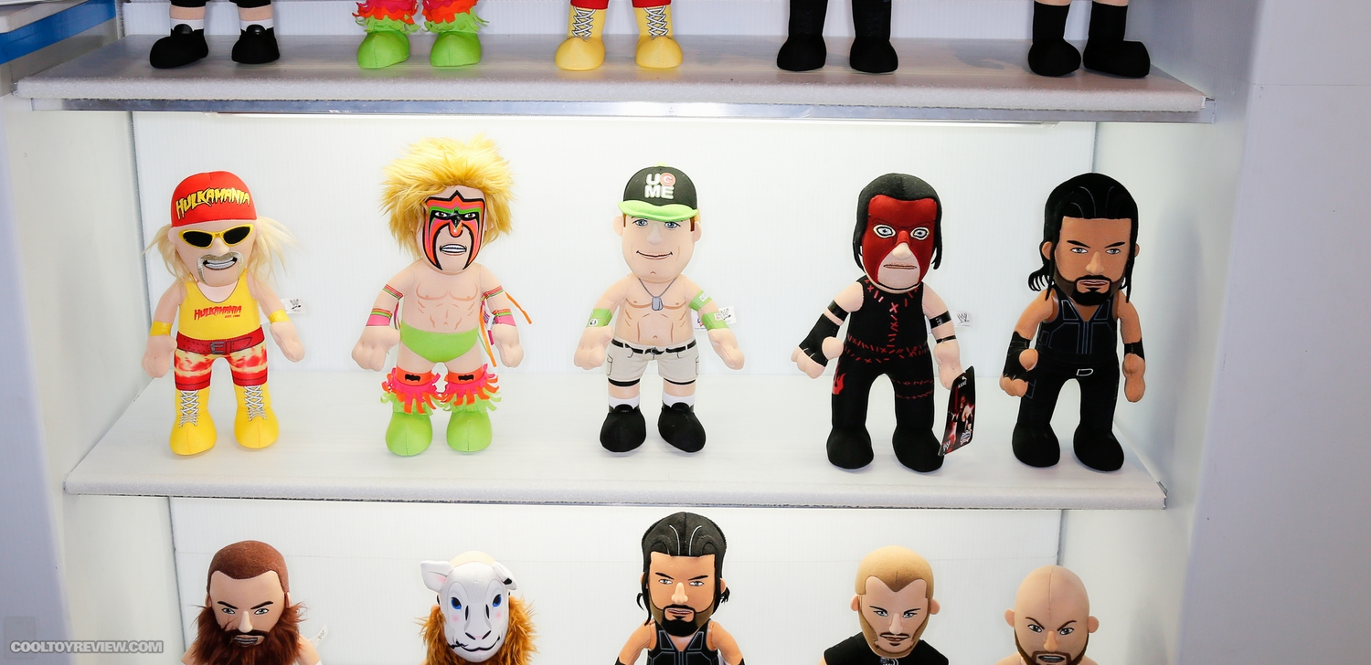 2015-International-Toy-Fair-Bleachers-Creatures-018.jpg
