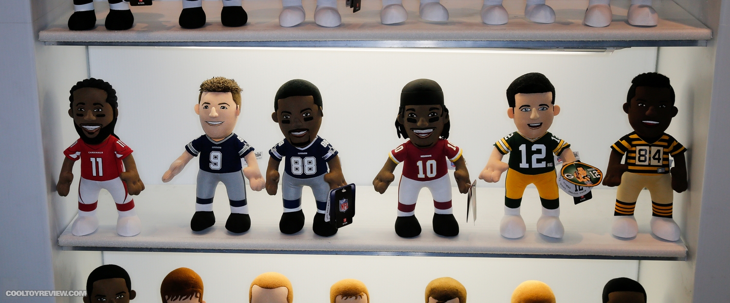 2015-International-Toy-Fair-Bleachers-Creatures-022.jpg