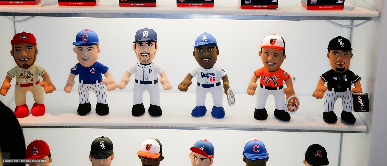 2015-International-Toy-Fair-Bleachers-Creatures-026.jpg