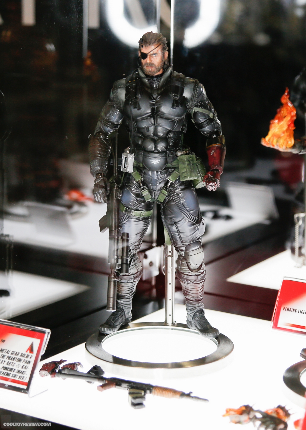 2015-International-Toy-Fair-Square-Enix-003.jpg