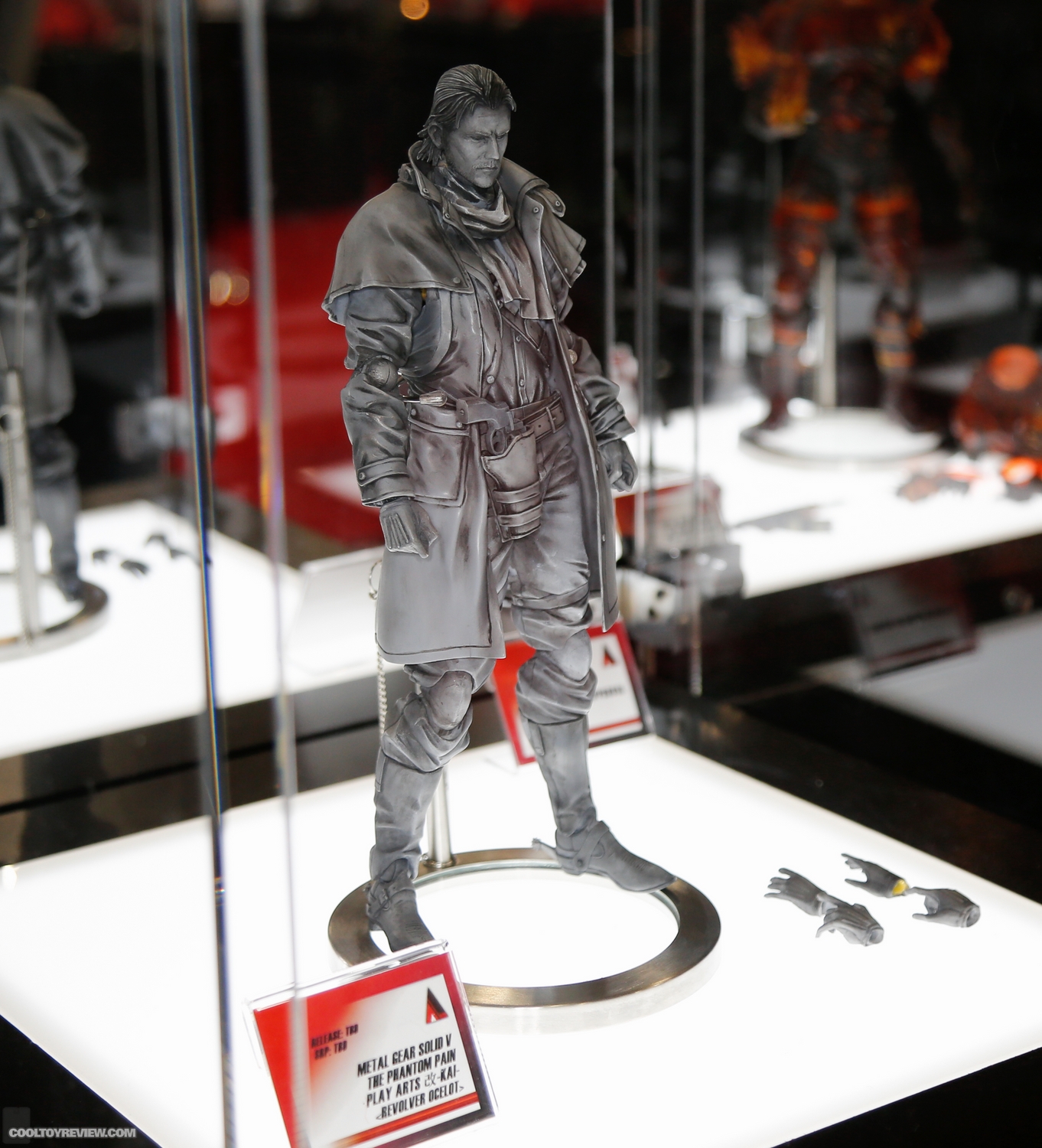 2015-International-Toy-Fair-Square-Enix-004.jpg