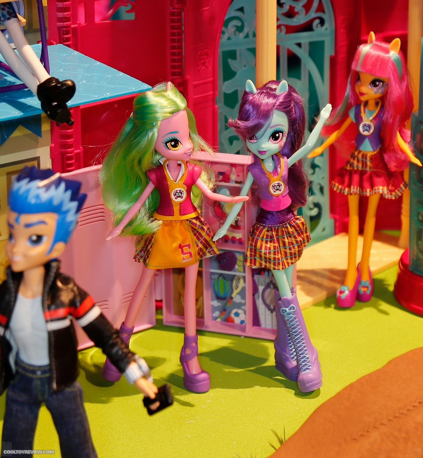 2015-Toy-Fair-Hasbro-Disney-Descendants-Friendship-Games-011.jpg