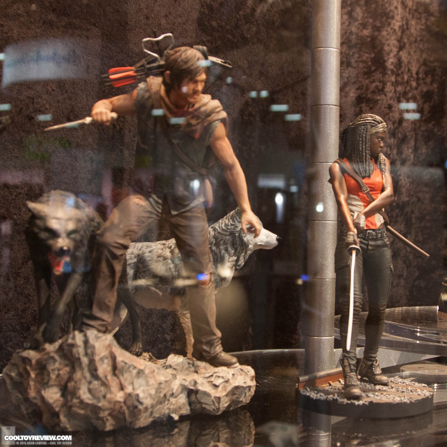 san-diego-comic-con-2015-gentle-giant-016.jpg