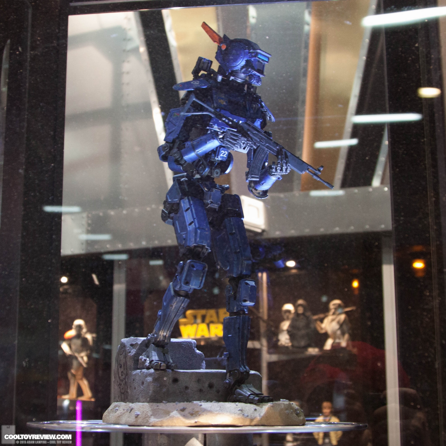 san-diego-comic-con-2015-gentle-giant-028.jpg