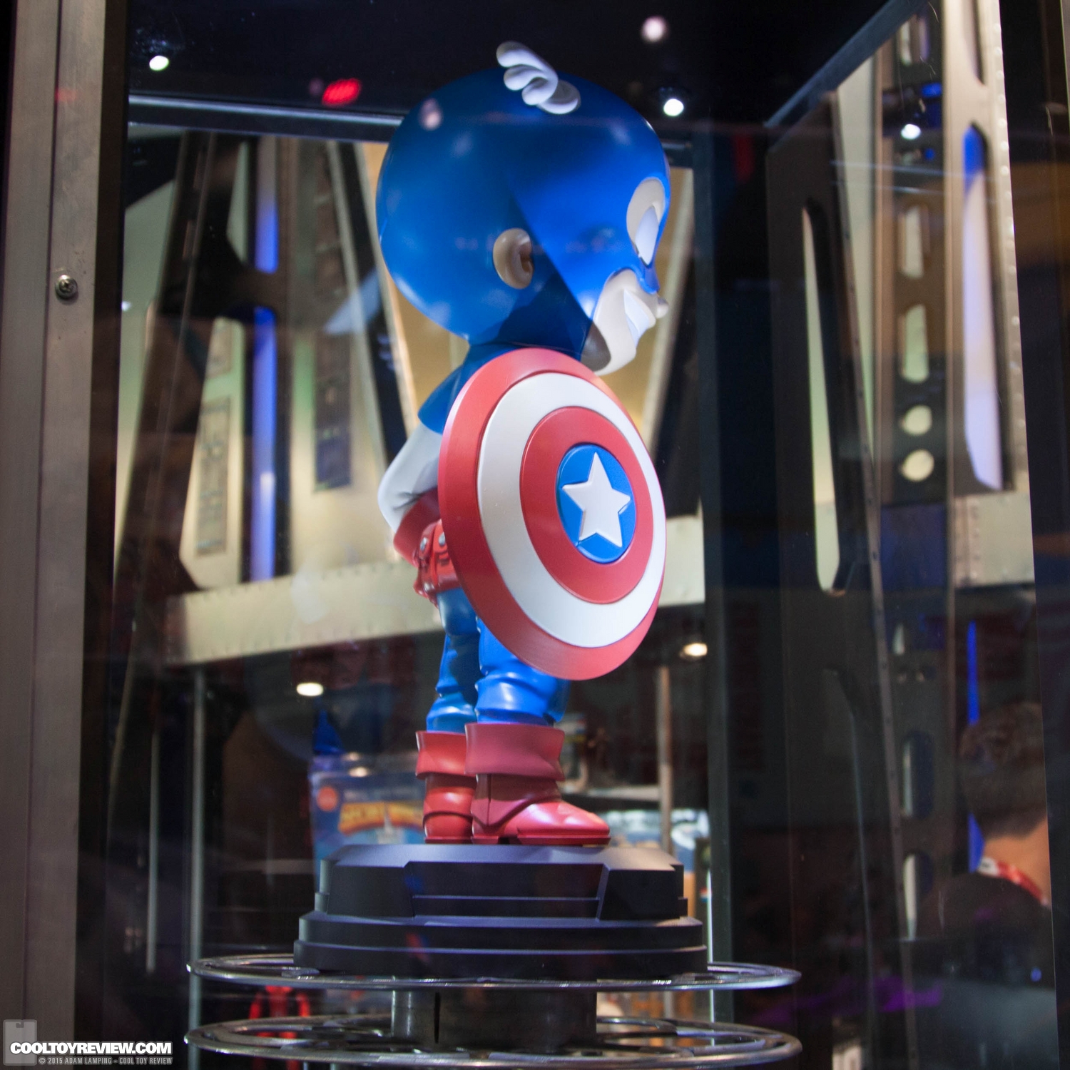 san-diego-comic-con-2015-gentle-giant-032.jpg