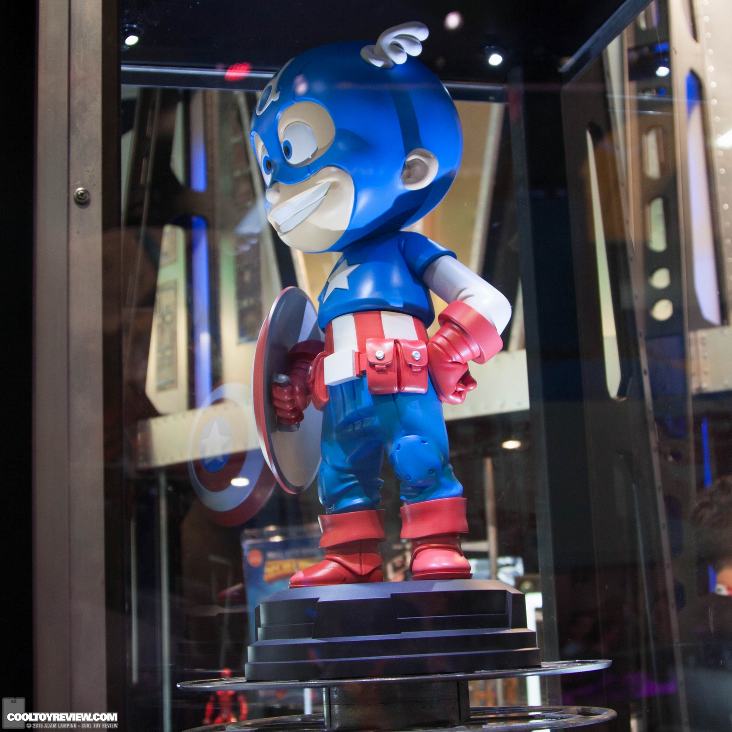 san-diego-comic-con-2015-gentle-giant-034.jpg