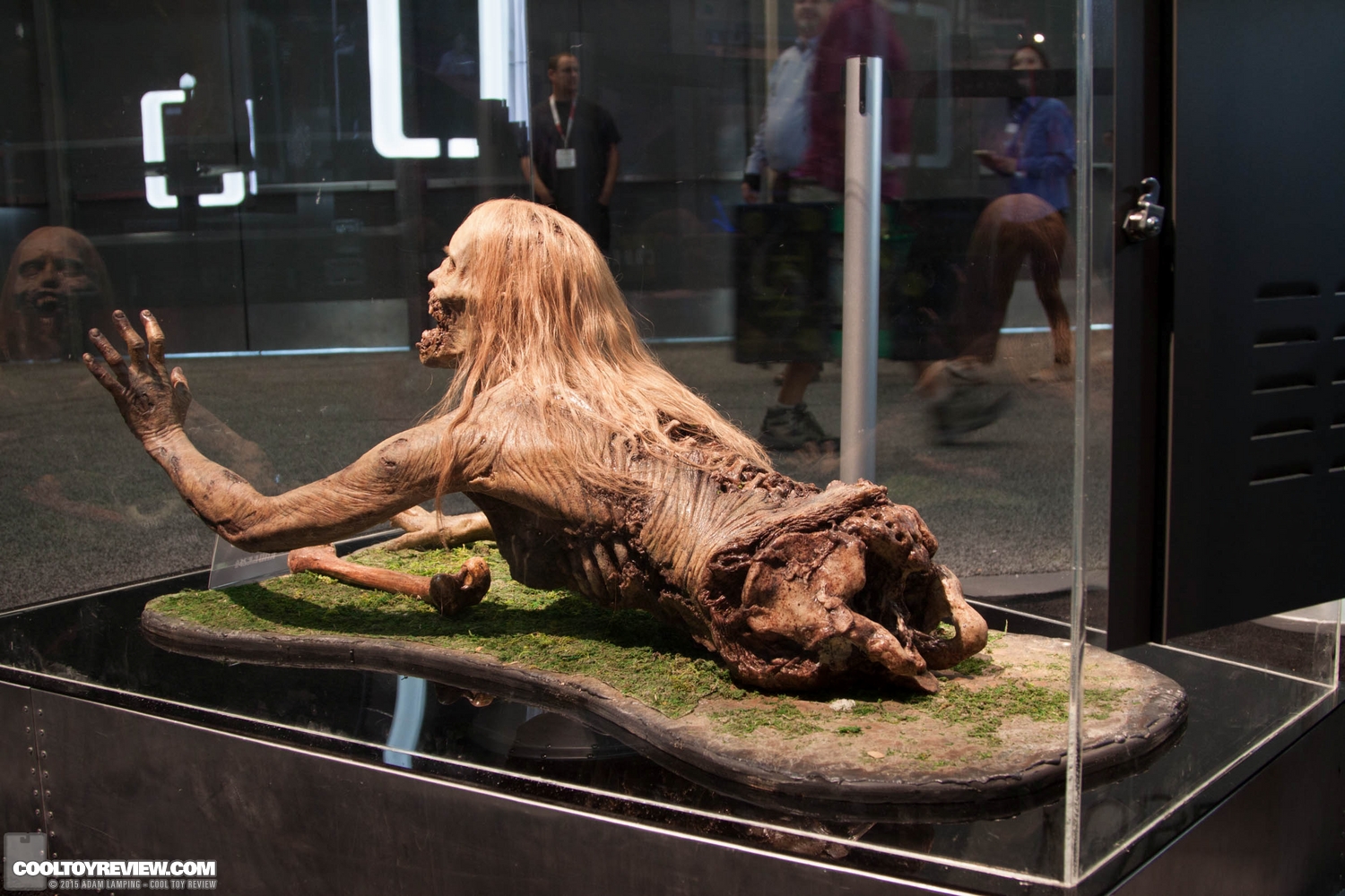 san-diego-comic-con-2015-gentle-giant-037.jpg