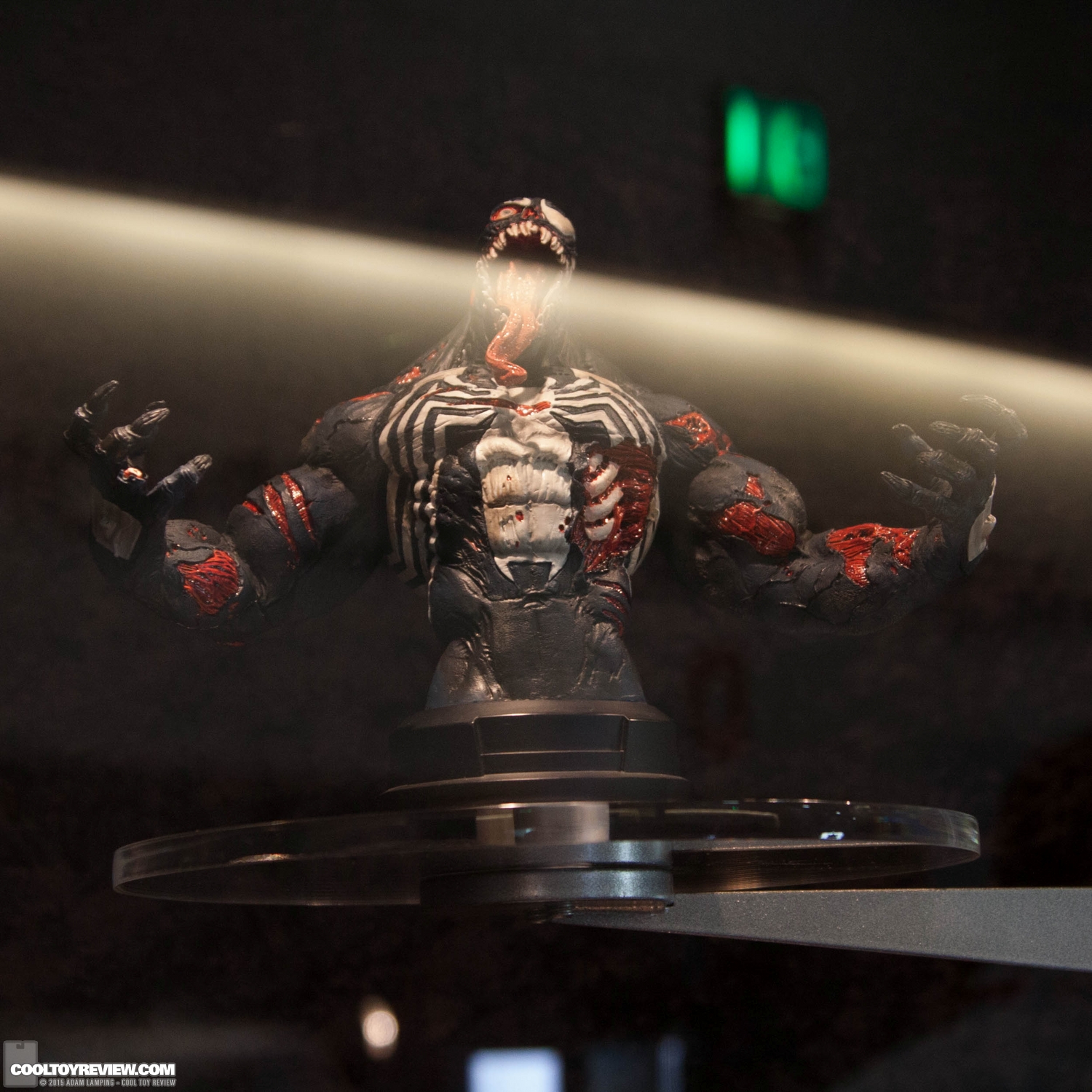san-diego-comic-con-2015-gentle-giant-048.jpg