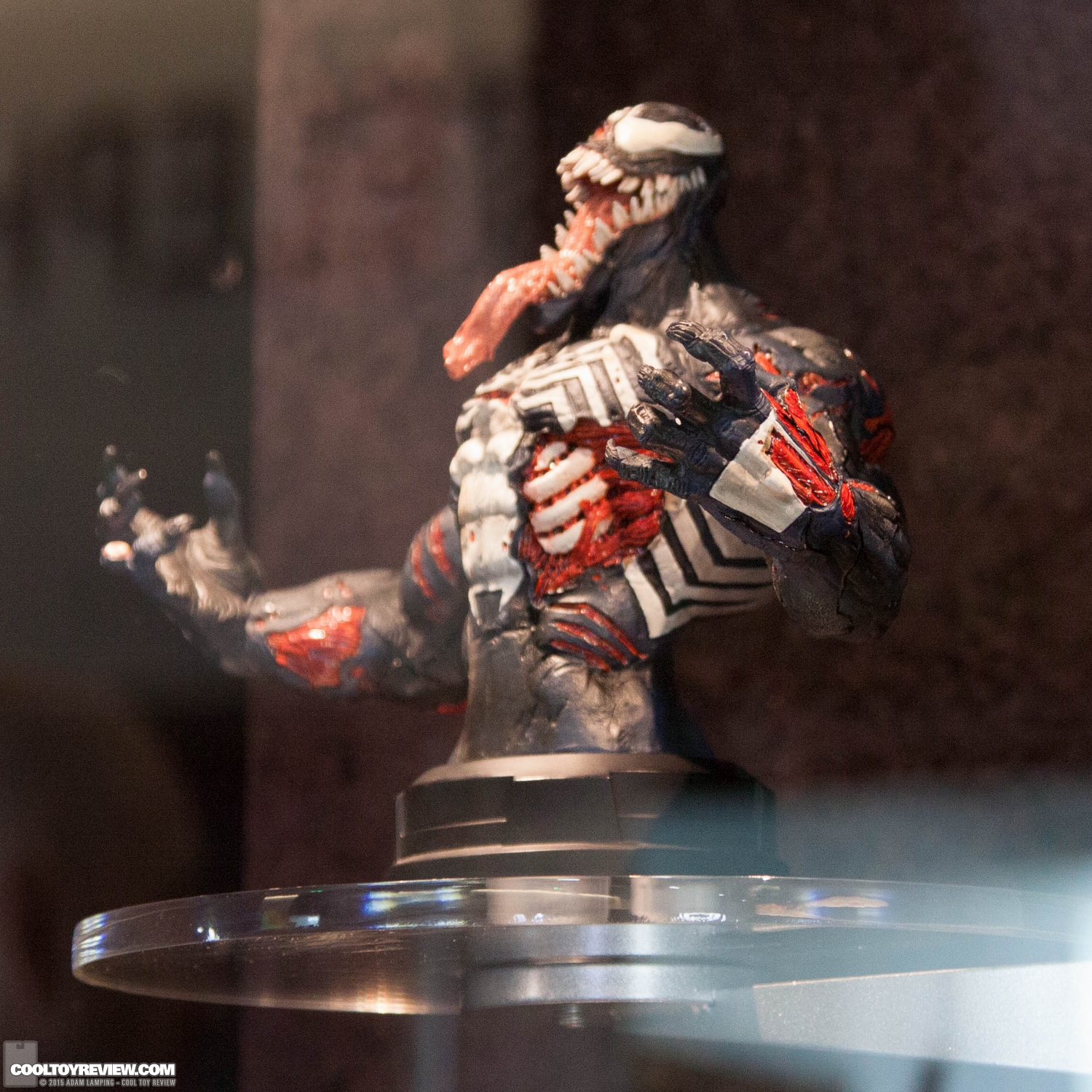 san-diego-comic-con-2015-gentle-giant-049.jpg