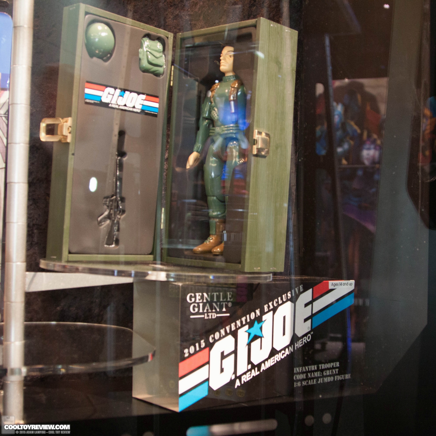 san-diego-comic-con-2015-gentle-giant-069.jpg