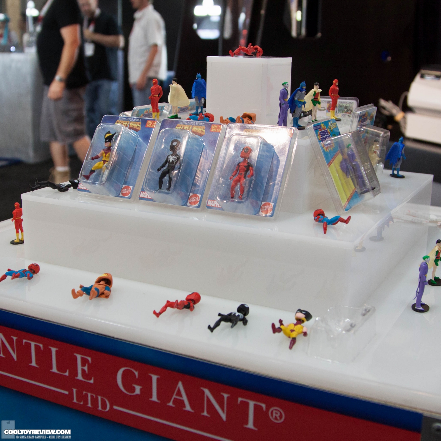 san-diego-comic-con-2015-gentle-giant-074.jpg