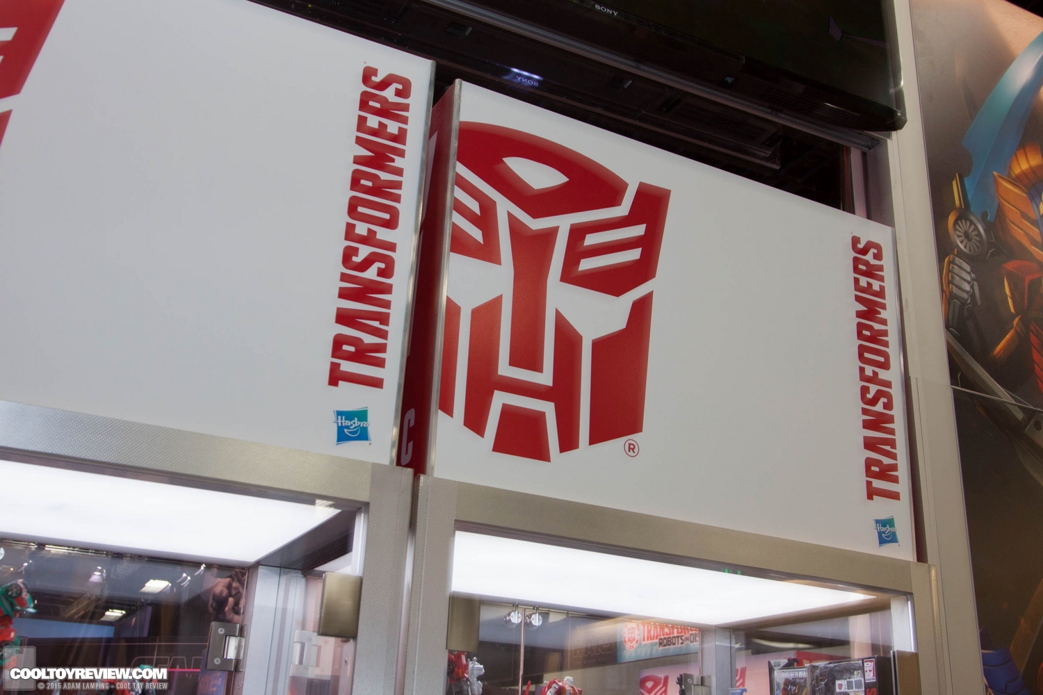san-diego-comic-con-2015-hasbro-transformers-001.jpg
